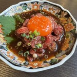 焼肉 武者震い - 和牛炙りユッケ