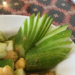 インド料理 パリワル - こんな細かい切り方はアタシにゃ無理だよ