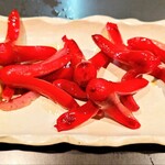 居酒屋 味平 - 謎の赤いタコ星人たち（焼ウインナー）