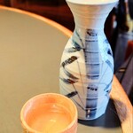 居酒屋 味平 - ぬる燗（日本酒・石見銀山）