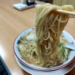 吉井ラーメン - 麺リフト