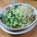 吉井ラーメン - 替玉 ネギ もやし追加