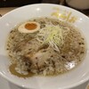 泡系しおとんこつラーメン べらしお 総本店