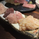 炭火焼肉 ホルモン にく式 - 