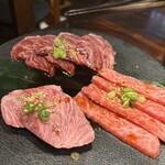 炭火焼肉 ホルモン にく式 - 