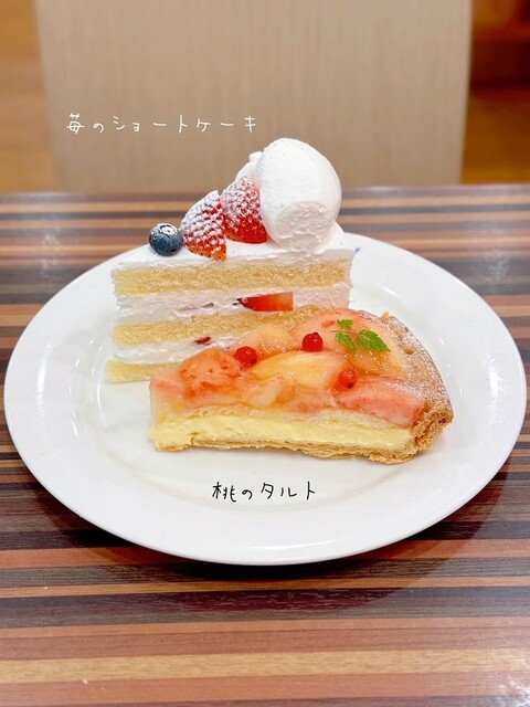 Fruit Cake Factory Shinsapporoten - Shin Sapporo/Cake | Tabelog