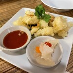 シミラン - イカのニンニク風味揚げ