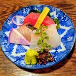 酒場それがし - 刺身三種盛り、本鮪、鰆、真鯛