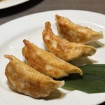 餃子食べ放題専門店 新宿無限餃子 - 