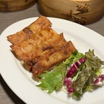 餃子食べ放題専門店 新宿無限餃子 - 