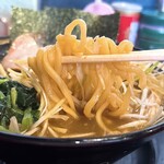 王道家直系 我道家 - 麺も美味しい〜( ´›ω‹｀)❤️
      スープが良く絡む❤️