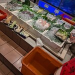 紅翻天生猛活海鮮 - 