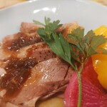 目黒FLAT - ローストポーク  お肉柔らか！付け合わせの野菜も美味でした