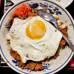 桃果園 - バラ肉丼