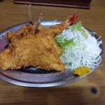 幸 - A定食（アジフライ2枚&エビフライ）
