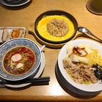 丸源ラーメン 京都南インター店 - 旨辛肉つけ麺チャーハン餃子セット