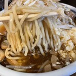 安部製麺所 - 『特中華そば(野菜・ニンニク増し)』の麺