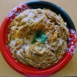 そばうどん 信濃路 - 料理写真:令和7年8月 営業時間(8:30〜17:00)
玉子丼 税込390円