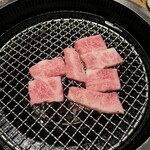 焼肉食べ放題ブラックホール - 