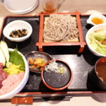 雑魚や - 選べる小丼ぶり+手打ちそば　マグロ丼　1,000円