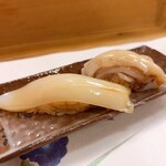 穴子料理と地酒 浅草 川井 - 墨烏賊の握り