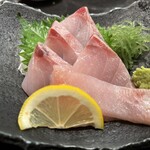 蔵元居酒屋 清龍 - 目鯛刺身（静岡産） 638円