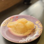 グルメ回転すし　一心 - ホタテ