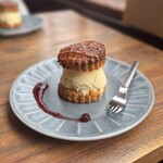 三日月珈琲店 - スコーンのアイスサンド