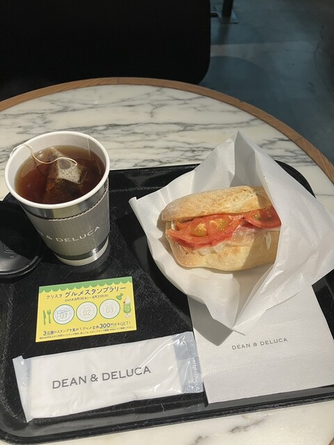 DEAN&amp;DELUCA Cafe Krisuta Nagahori Ten