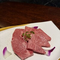黒毛和牛焼肉 虎斑 北新地店 - 