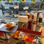 FALAFEL BROTHERS 澀谷PARCO店 - 彩り派手なお店
