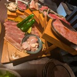 炭火焼肉enよしの本店 - 