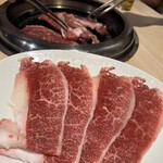 肉屋の本格焼肉 黒牛一期 - 和牛コウネ968円4人前。柔らかい