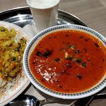 アナス ドーサ ビリヤニ - バターチキンカレー