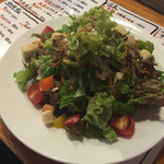 わたなべ精肉店 - 季節の野菜サラダ