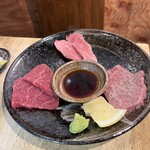 炭火焼肉ホルモン 横綱三四郎Neo 西荻窪店 - 