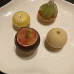 ガストロノミー ジョエル・ロブション - 