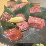 焼肉　戸板商店 - 