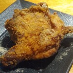 茅場町食堂 History by moto since 2010 - 骨付鶏のジーパイ（鶏排）風  