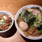 中華蕎麦 みうら - 塩ラーメン味玉付とほぐし豚飯