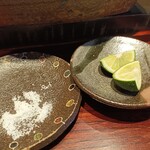 みかわ 是山居 - 塩とスダチ