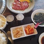 炭火焼肉 羅山 - 