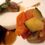 シェ ローズ - フランス産鶉のココット焼き・マデラ風味