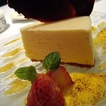 シェ ローズ - デザート・レアチーズケーキ