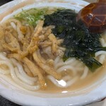鳴門うどん - 料理写真:・ごぼう天わかめうどん トリプル 605円
