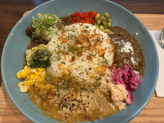 間借りカレー スパイスパイ