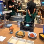 釜炊きごはんとハンバーグ タイチ食堂 東京新橋店 - 