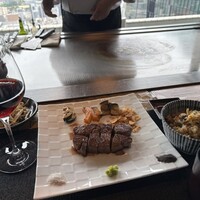ニュー松坂 梅田32番街店 - 