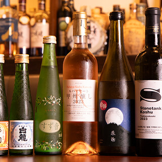 コンクリートタンクワインが豊富に飲めるのは、日本でここだけ！