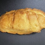 塩パン屋 パン・メゾン - 2025.08.25 (月)    塩メロンパン　190円（税込）